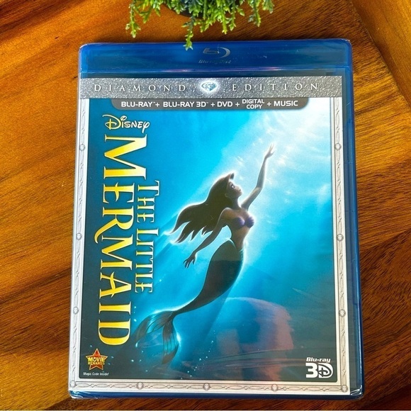 DISNEY THE LITTLE MERMAID BLU-RAY DIAMOND EDITION - NEW/SEALED - Picture 1 of 3